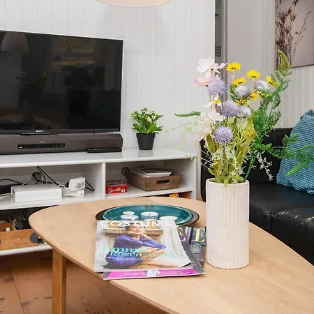 6 Person Holiday Home In Henne Сasa de vacaciones *